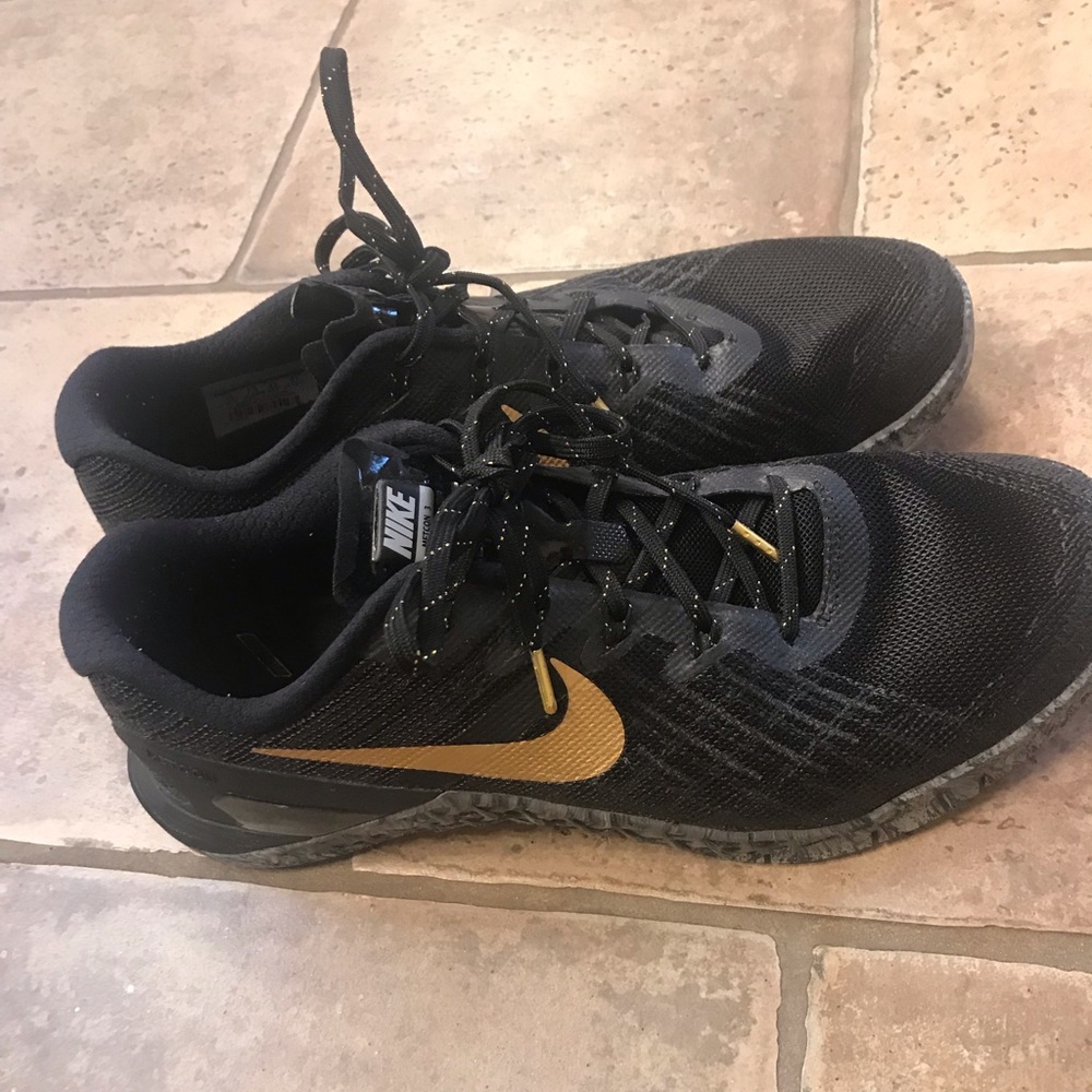 Women’s Nike Metcon 3 shoes